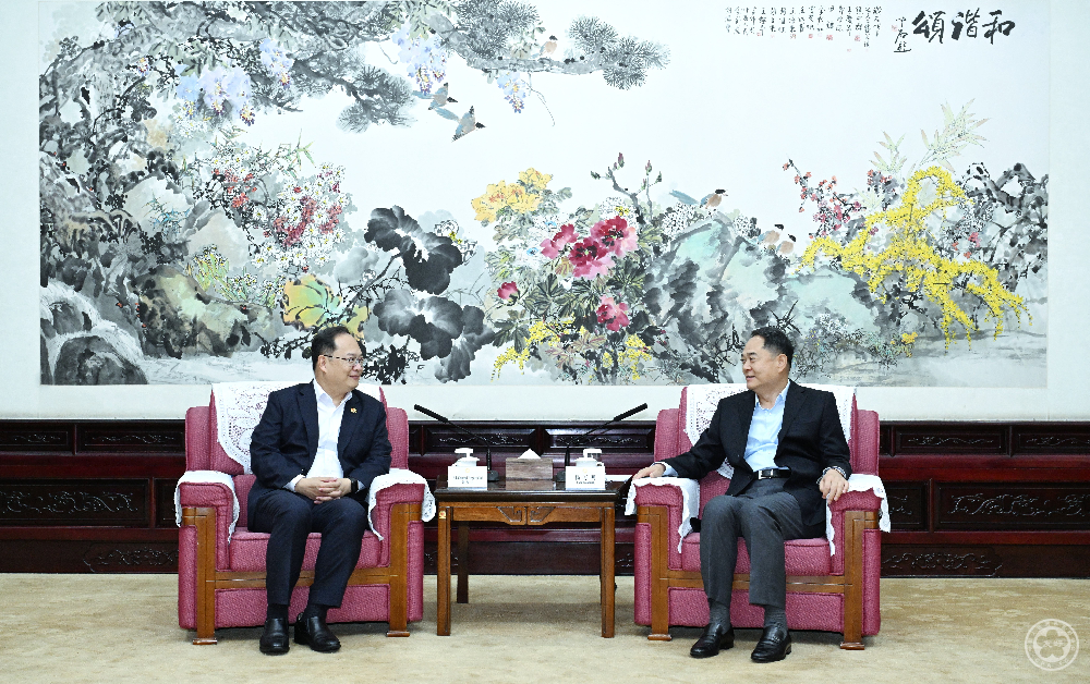杨万明会长会见泰国驻华大使韩灿才